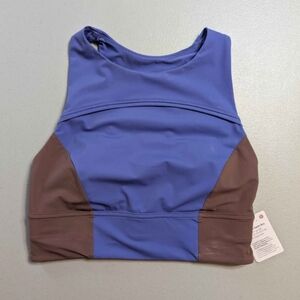 NWT Lululemon size 4 Hike To Swim Bra